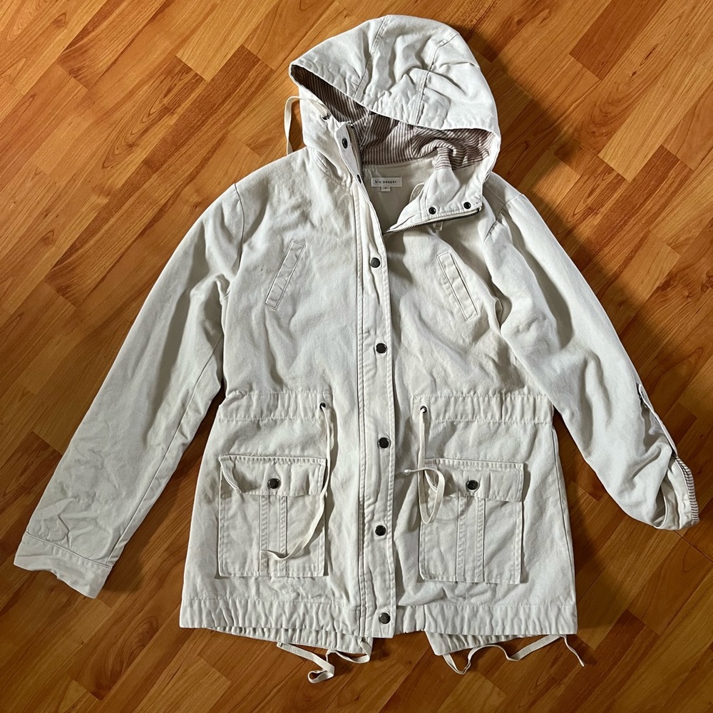 blu pepper lightweight jacket (from MODBoutique)